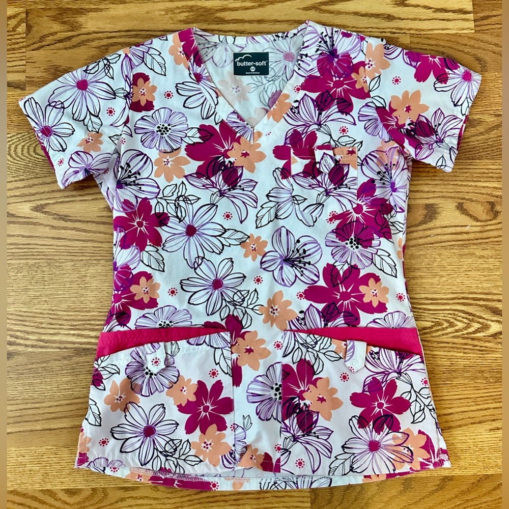 Women’s Scrub Top